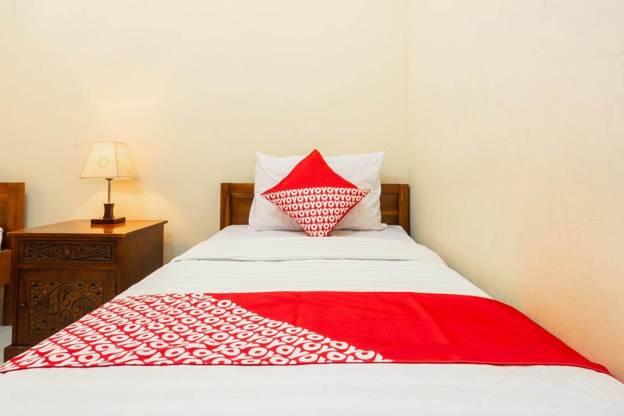 Hotel Super Oyo 1150 Omah Ladrang à Kejayan Extérieur photo
