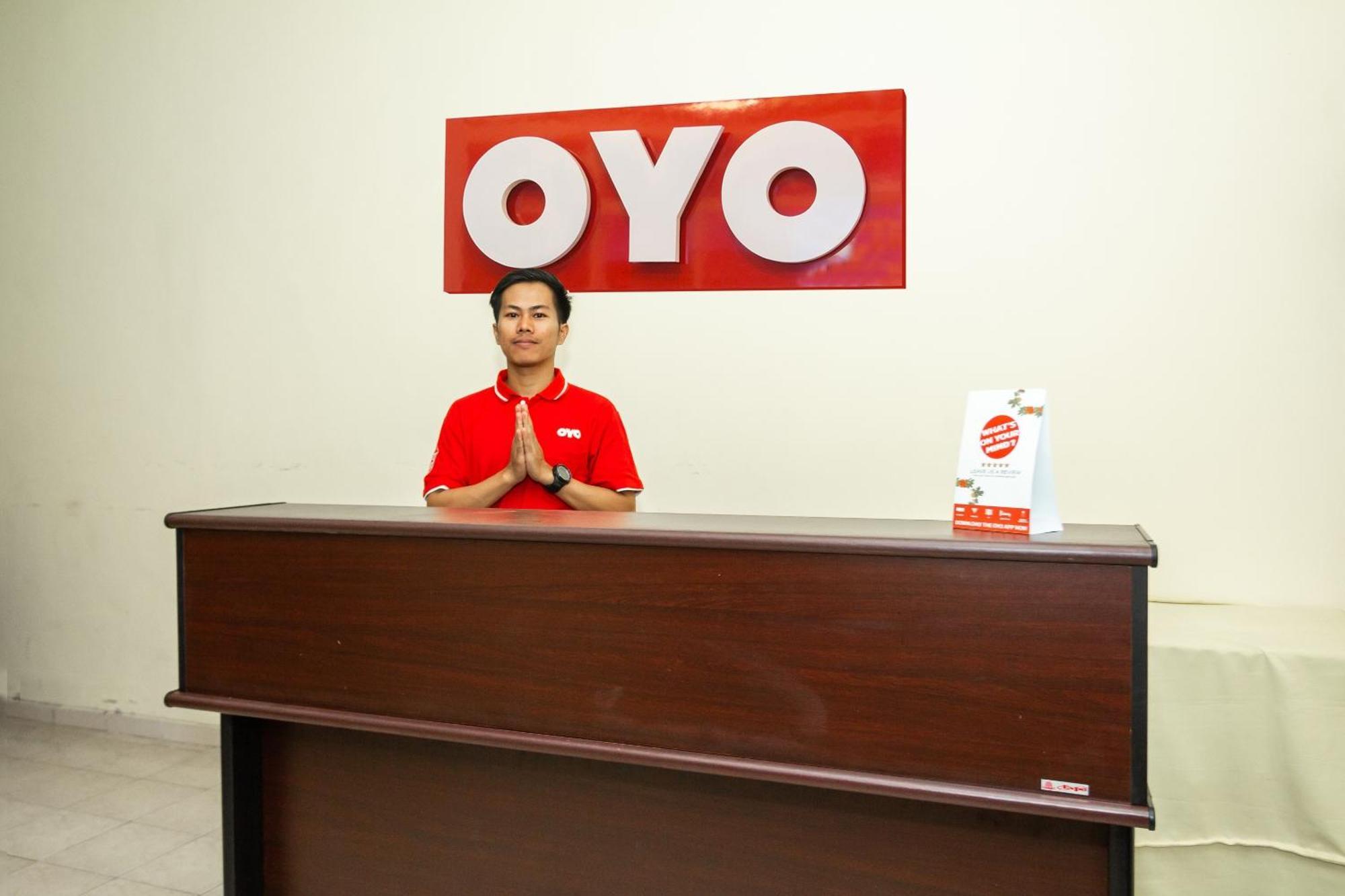Hotel Super Oyo 1150 Omah Ladrang à Kejayan Extérieur photo