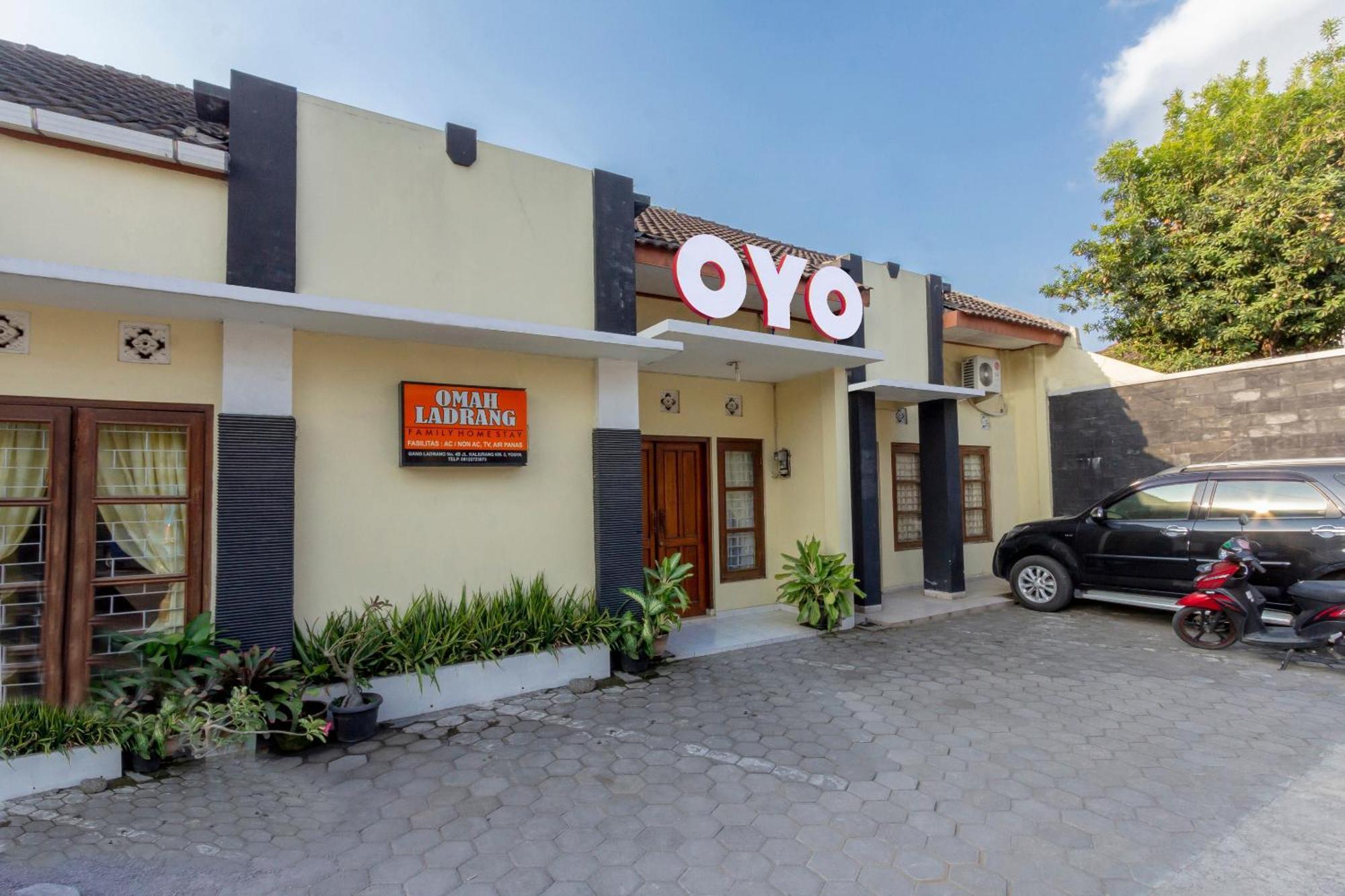 Hotel Super Oyo 1150 Omah Ladrang à Kejayan Extérieur photo