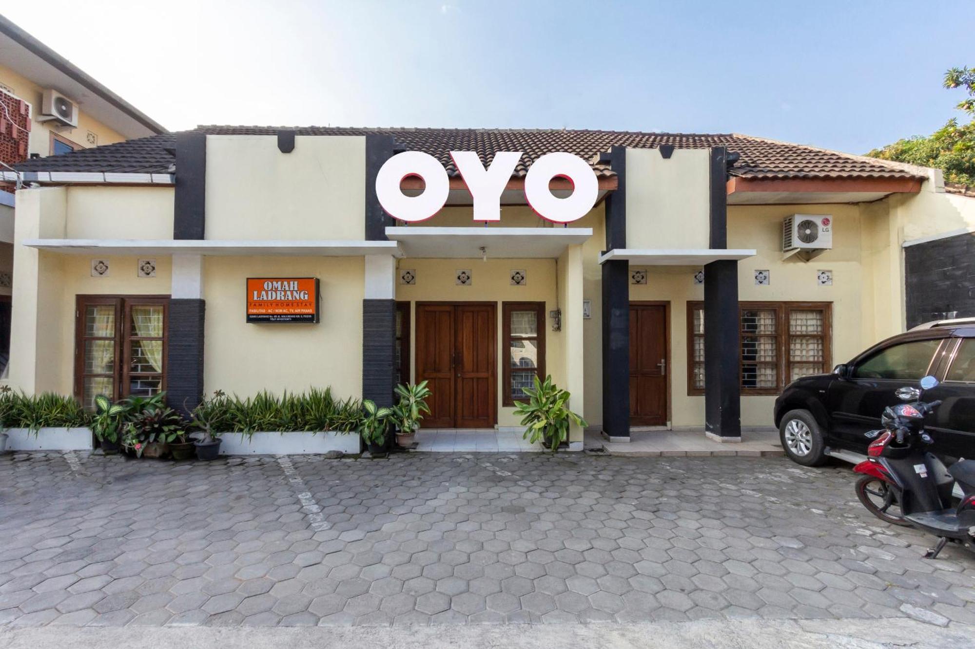Hotel Super Oyo 1150 Omah Ladrang à Kejayan Extérieur photo